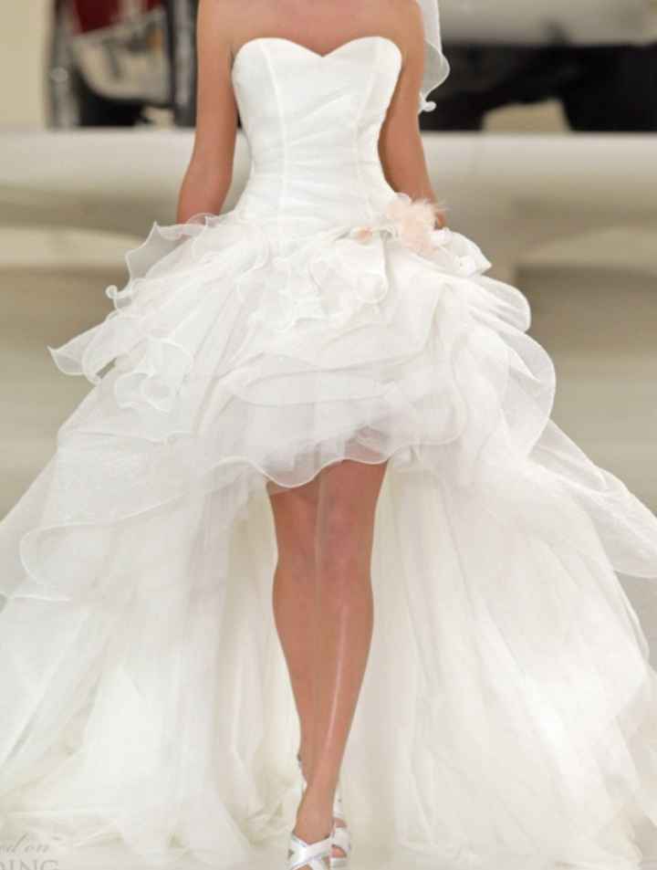 Please Help!! Wedding dress nightmare!!!! Wedding is a month away.