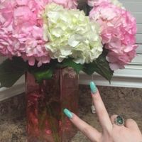 Is getting your nails done for someone else's wedding tacky? - 1