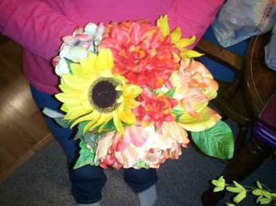 DIY bouquets and ring bearer pillows