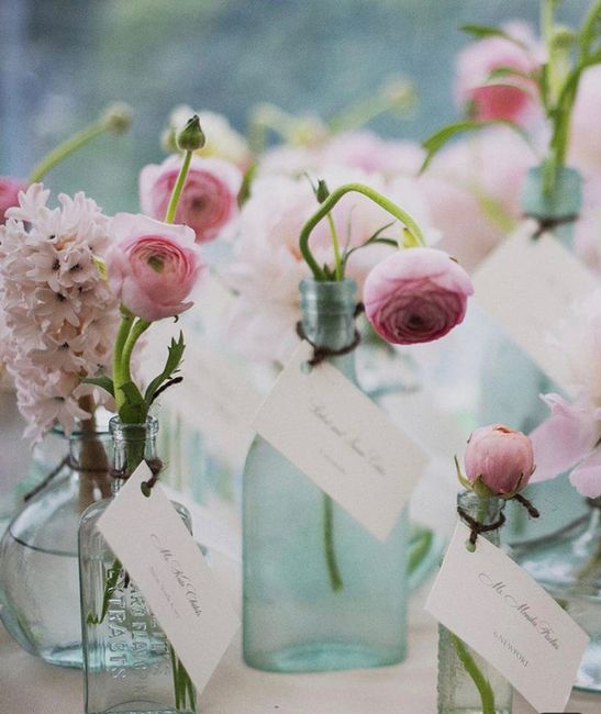 Do vendors get escort cards? 1