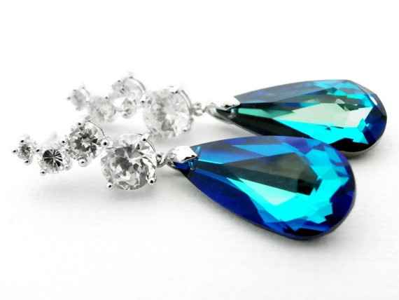 Help with picking bridesmaids jewelry