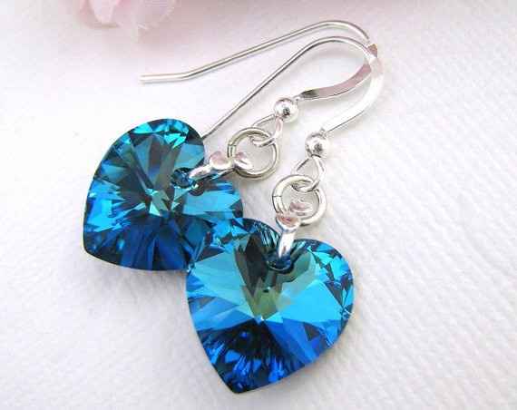 Help with picking bridesmaids jewelry
