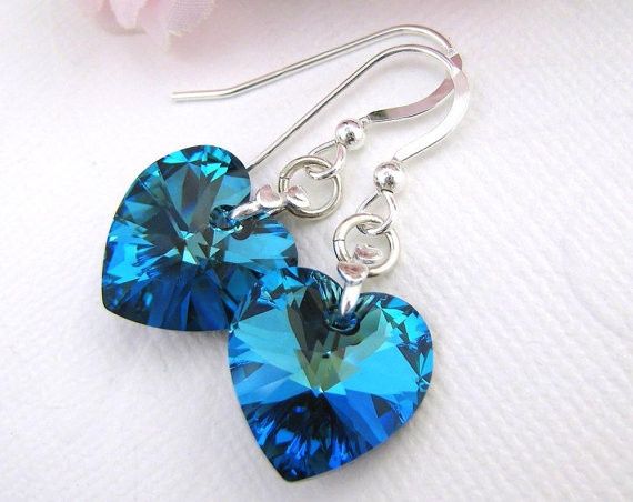 Help with picking bridesmaids jewelry