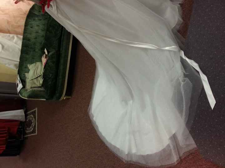 How many of yall got tulle wedding dresses?