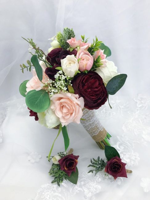 Fake bridesmaid bouquets with real boutonnieres/corsages? 1