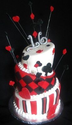 Show us those wedding cakes!!!