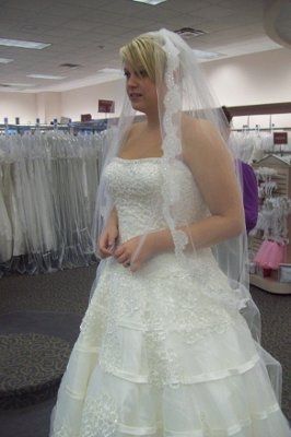 POST pics of your dress, your flowers, your man,  friend lighting cig of a tiki torch & your boobs!