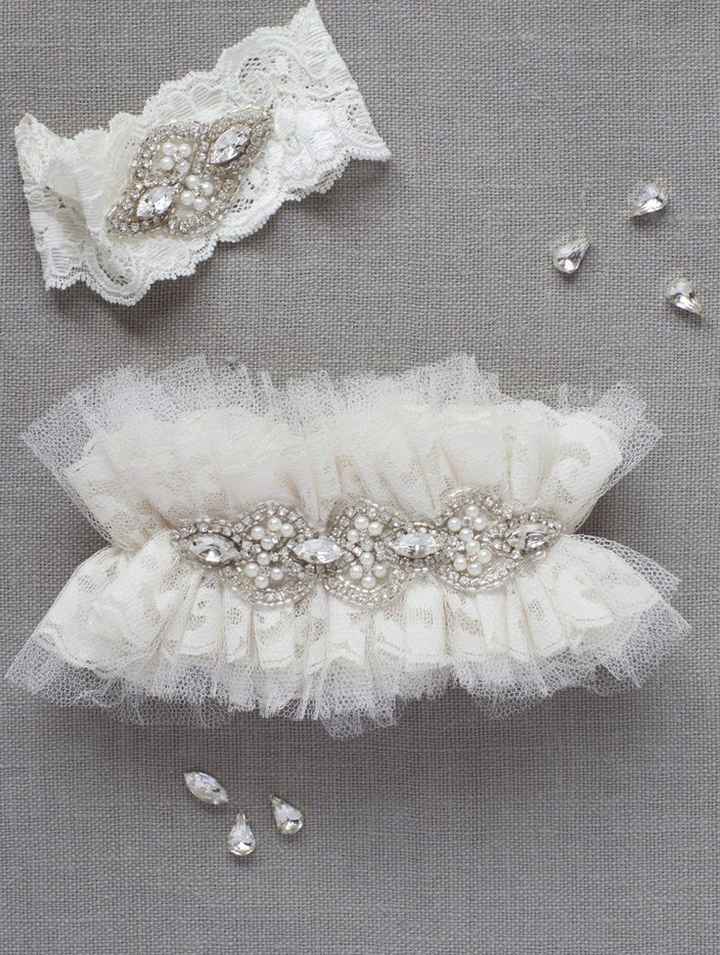 Lets see those Garters!!! Pictures included