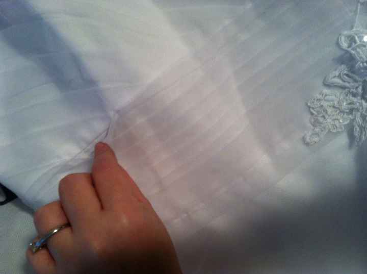 HELP.. need to know if this looks normal, dress might need fixed! (Pics)