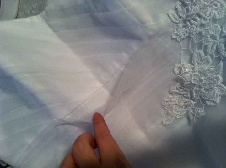 HELP.. need to know if this looks normal, dress might need fixed! (Pics)