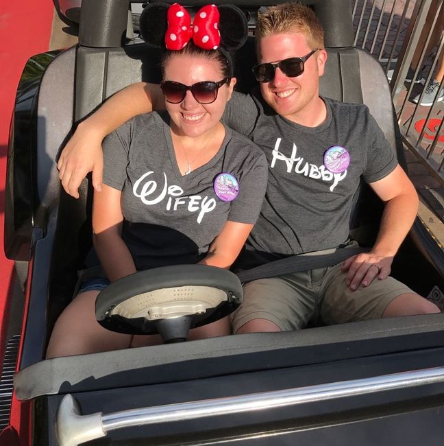 Who Else is going on a Disneymoon!!