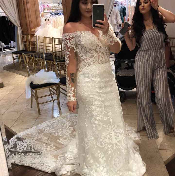 Trying on dresses! Show me your dress! - 1