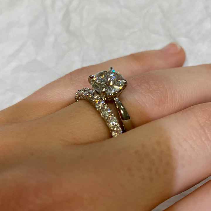 Choosing the band for my engagement ring - 1