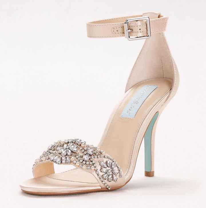 Which shoes match my dress? - 2