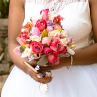 How big is your bouquet going to be? - 1