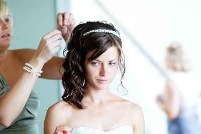 We got married in a barn...and I loved it!! **pics