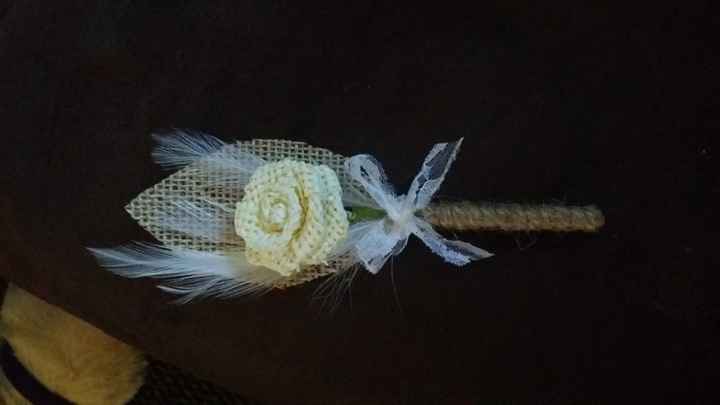 latest DIY, boutonnieres