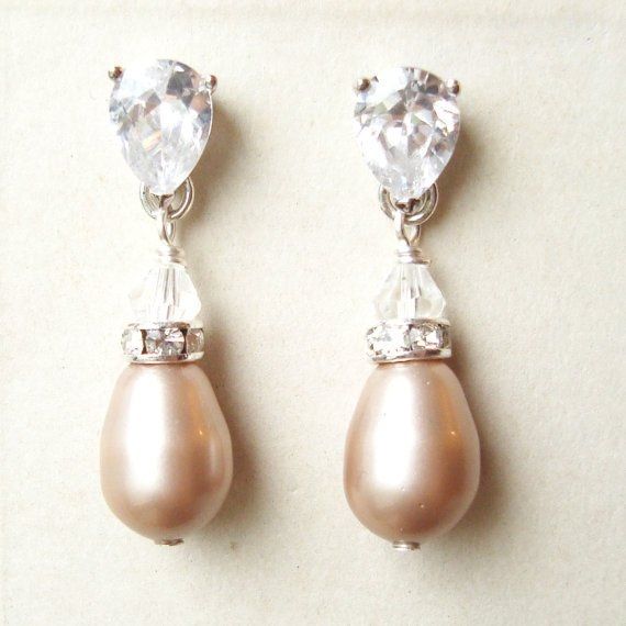 Need some feedback on jewelry options, please :)
