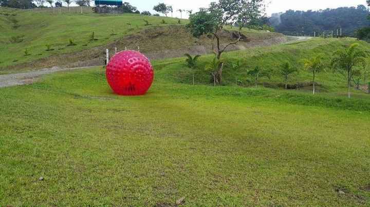 FH and I can't decide on a honeymoon!