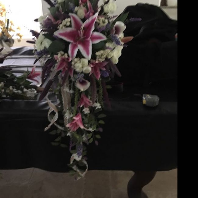  Show me your cascading bouquet! - 1