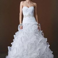 can't exchange my dress... so i guess im going to sell it