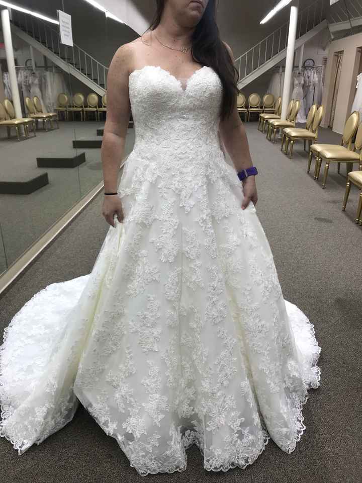 2 dresses... only one day! - 1