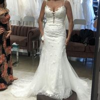 **style of this wedding dress? - 4