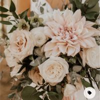 July/Summer Weddings: What Flowers Are In Your Bouquets? 💐 - 1