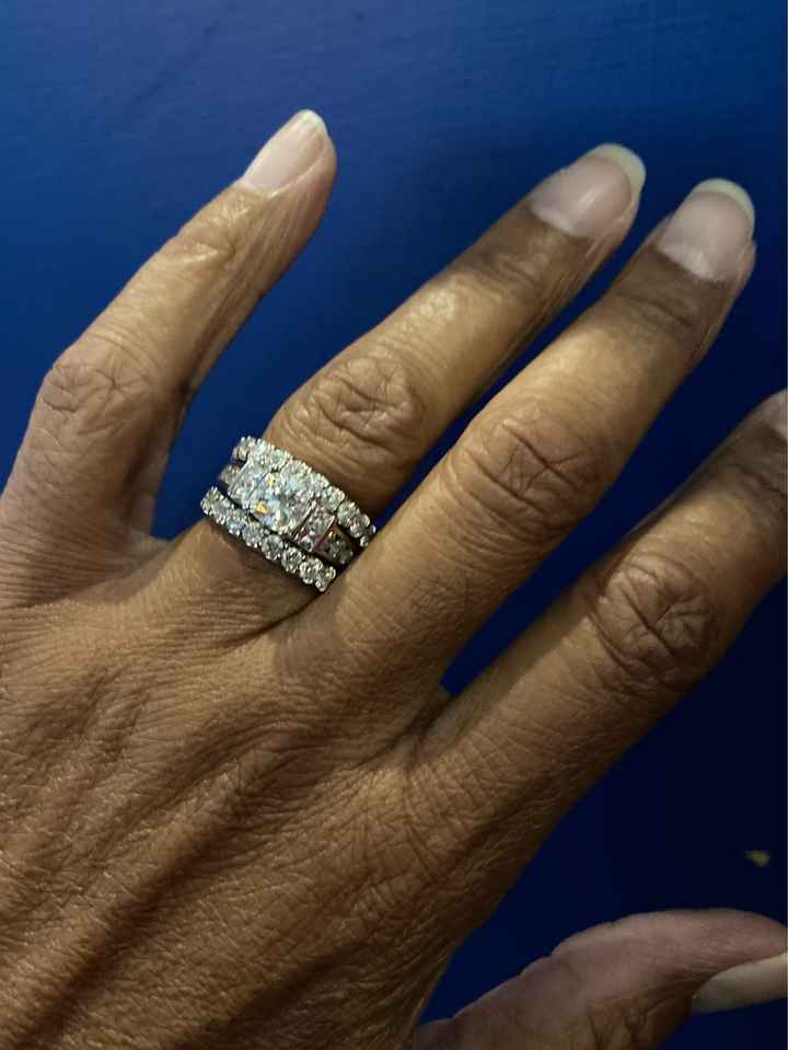 Brides of 2022! Show us your ring! - 1