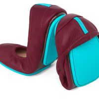 Has anyone else worn flats or Kate Spade Glitter Keds for their wedding?