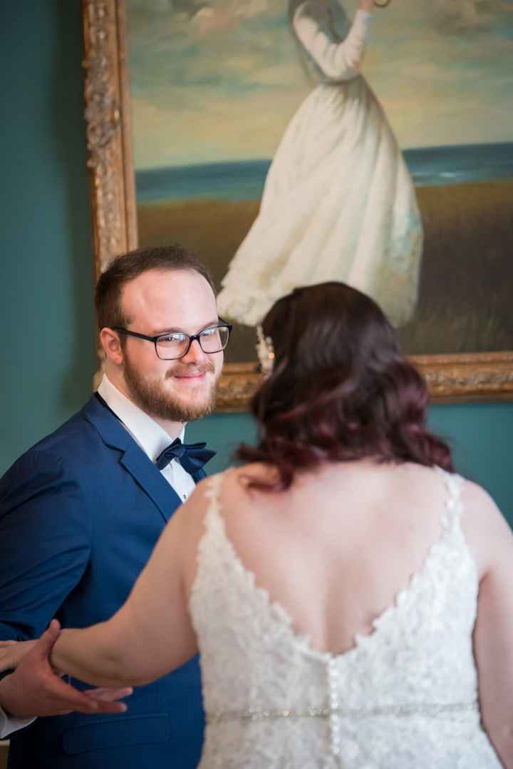 Married gals, i want to see photos of your groom’s reactions - 1