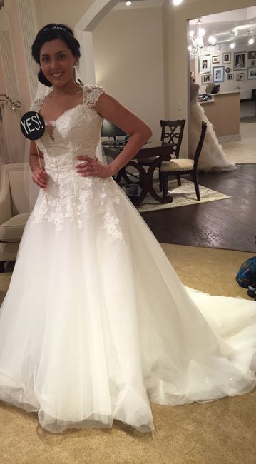 Weird Reaction to Dress