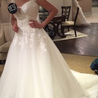 Weird Reaction to Dress