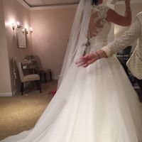 Weird Reaction to Dress