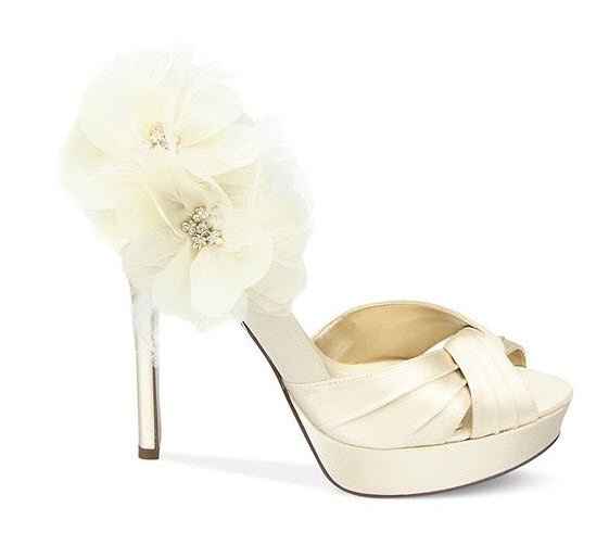 Show me your wedding shoes!!!!