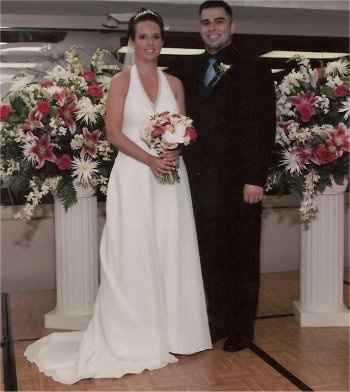 What does your dress look like? Post pics or give style number. I want to know what the trend is!