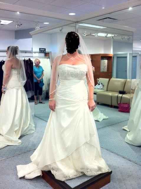 Need help picking a wedding gown (pics)
