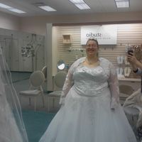 How did you deal with not showing fiance your dress?