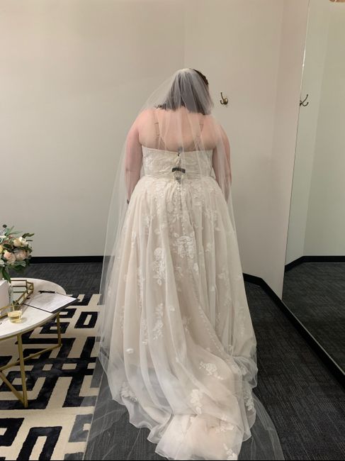 This plus size bride found her dress! 2