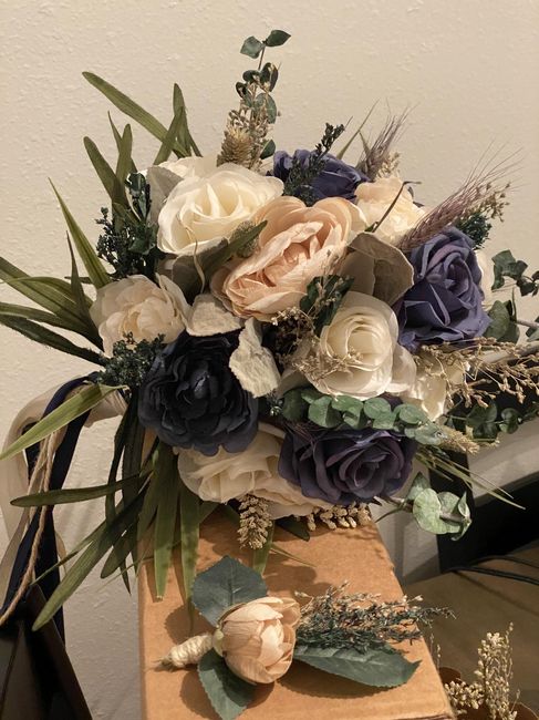 My navy blue, fall inspired diy bouquet! 3