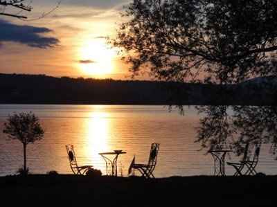 Show me 3 pics of your favorite wedding items!