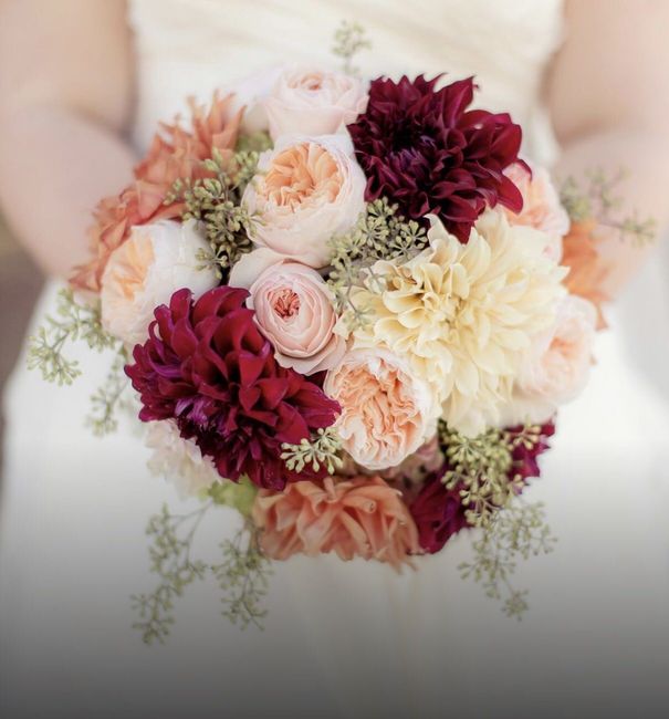 , let's see your wedding bouquet  ladies!!