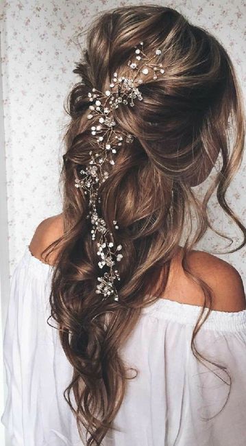 Need hairpiece inspiration... Post photos! Please? 1