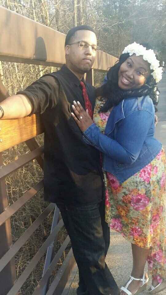 Plus Sized Girls: Share Your Engagement Pictures Outfit!