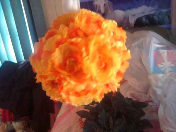 Do you think the handle on the bouquet matters alot?