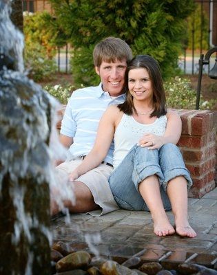we're getting engagement pictures in a week! ahh!
