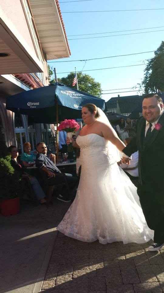 I'm married! (a few pics)