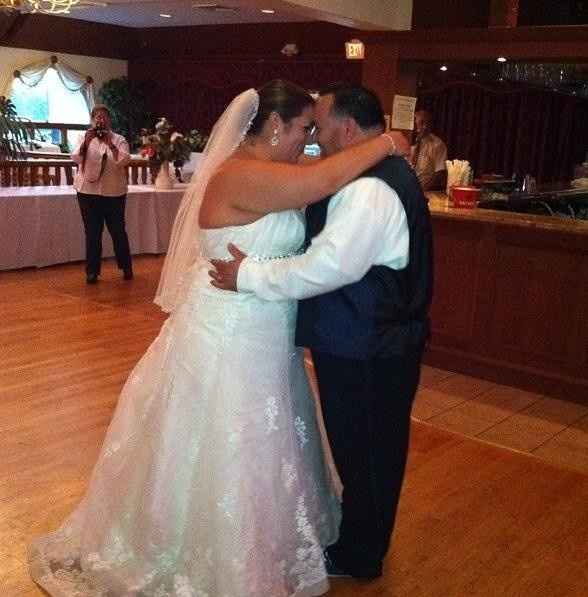 I'm married! (a few pics)