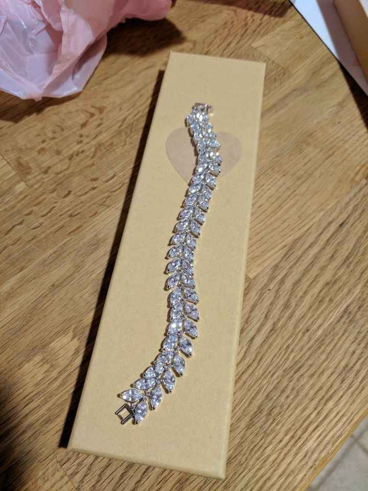 Jewlery -To wear or not to wear?