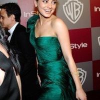 I got my dress!! *pics* Need Hair advice